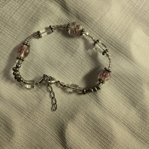 Bracelets - Picture 4 of 7